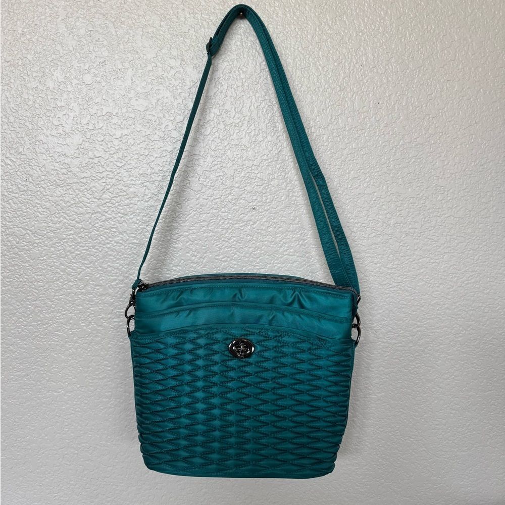 LUG Adagio Teal Green Quilted Travel Crossbody Purse - Picture 9 of 10
